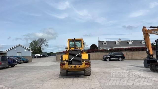Volvo L 90 Kolesni nakladalci
