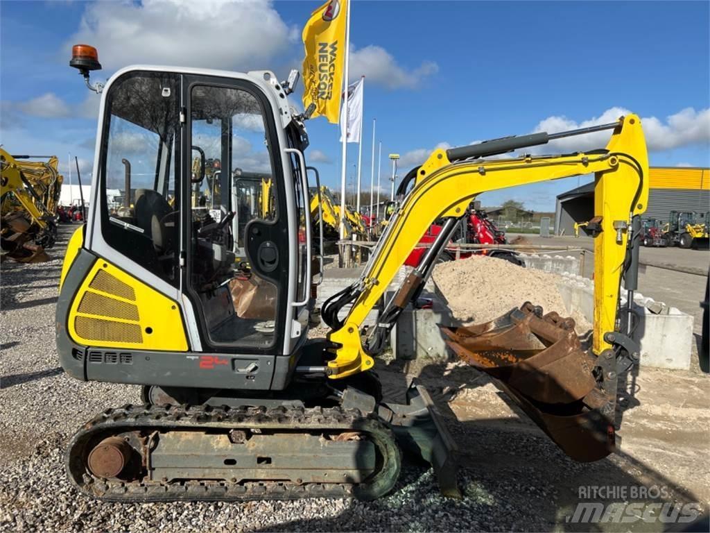 Wacker Neuson ET24 Mini bagri <7t