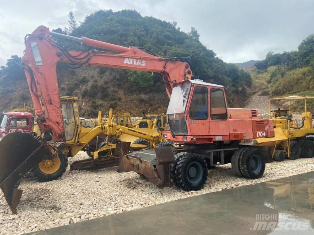 Atlas 1704 Bagri na kolesih