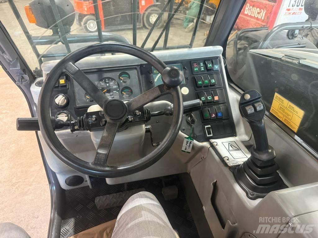 Bobcat T 2556, T2556 Kmetijski teleskopski nakladalci