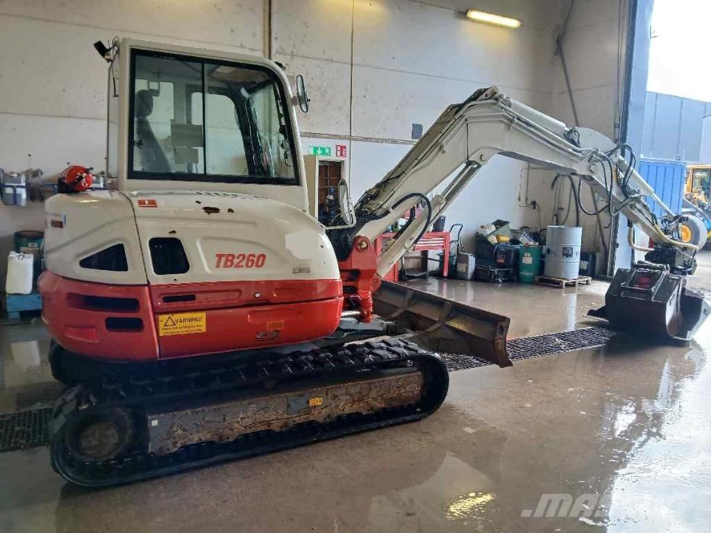 Takeuchi TB 260 Mini bagri <7t