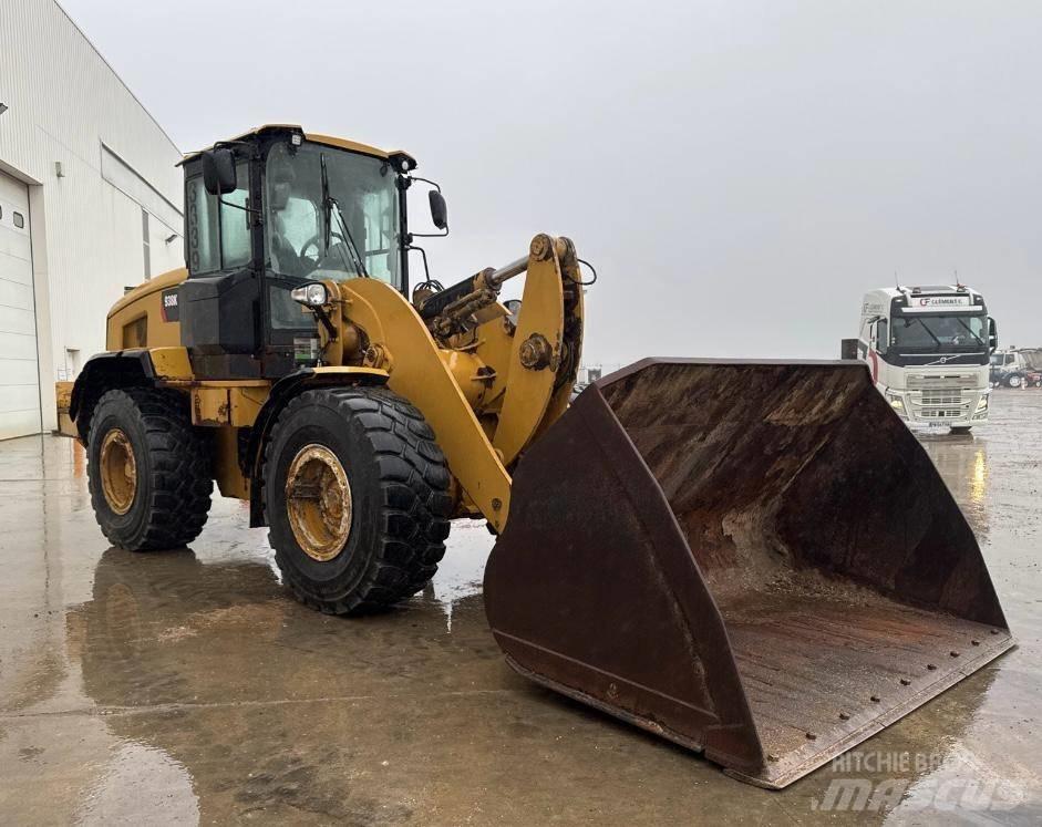 CAT 938 K Kolesni nakladalci