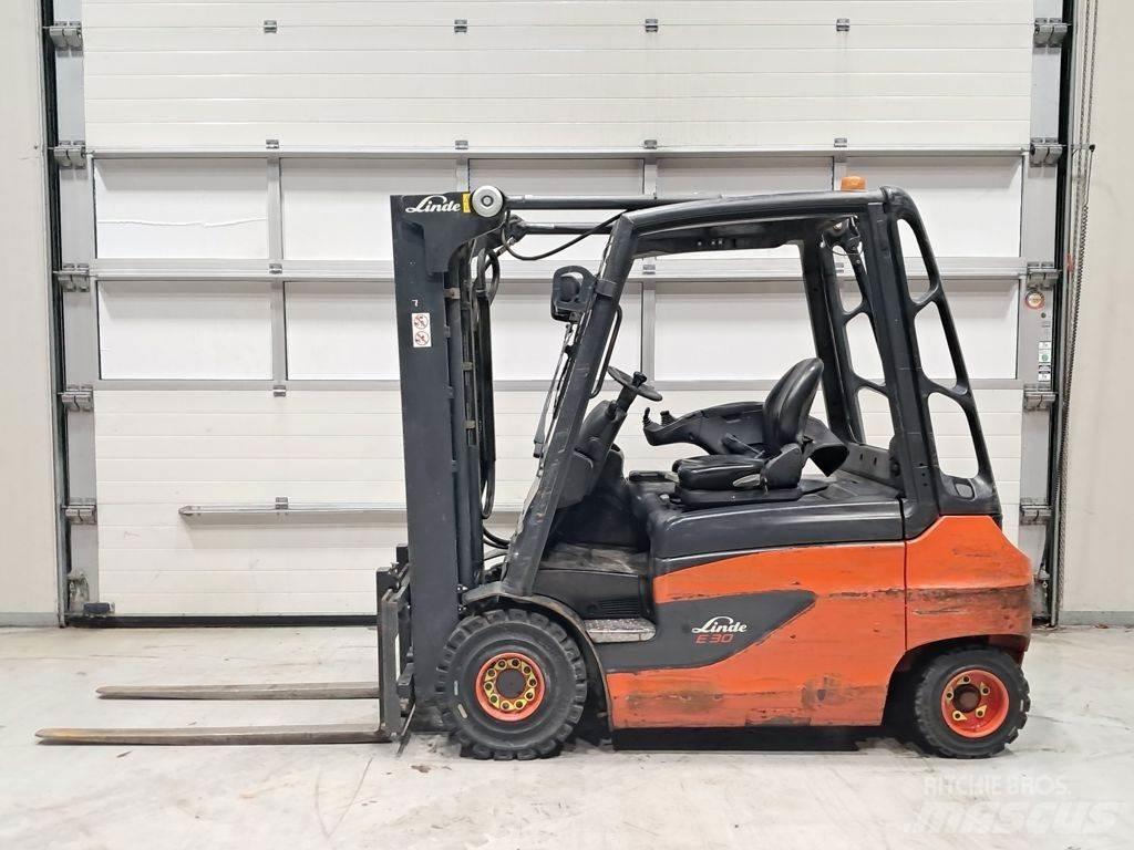 Linde E30-01 Električni viličarji