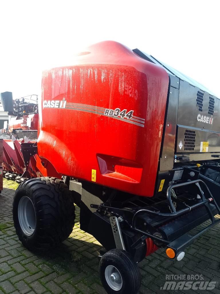 Case IH RB 344 Balirke (okrogle bale)