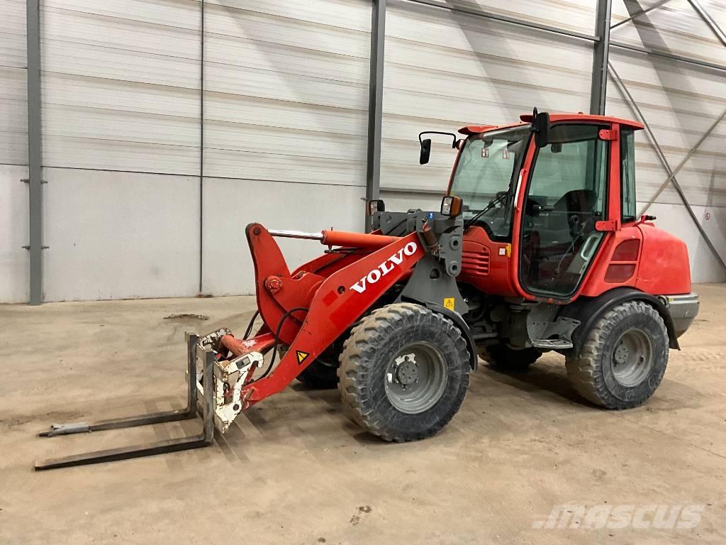 Volvo L 25 F Kolesni nakladalci