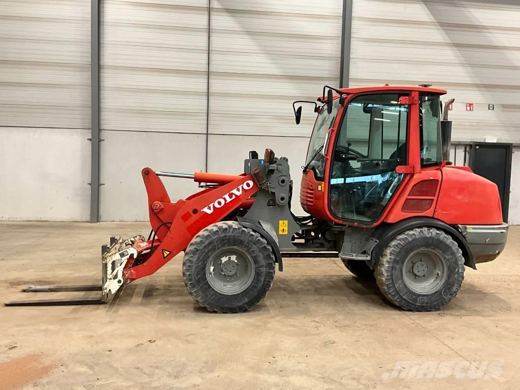 Volvo L 25 F Kolesni nakladalci