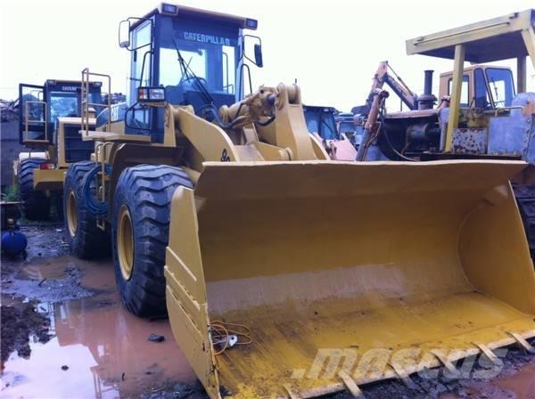 CAT 966 G Kolesni nakladalci