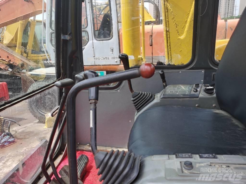 Komatsu PC60-7 Bagri goseničarji