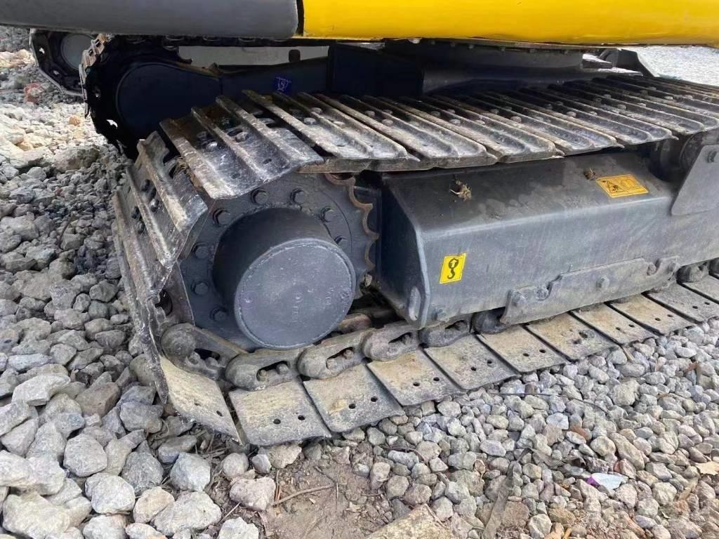 Komatsu PC 56-7 Bagri goseničarji
