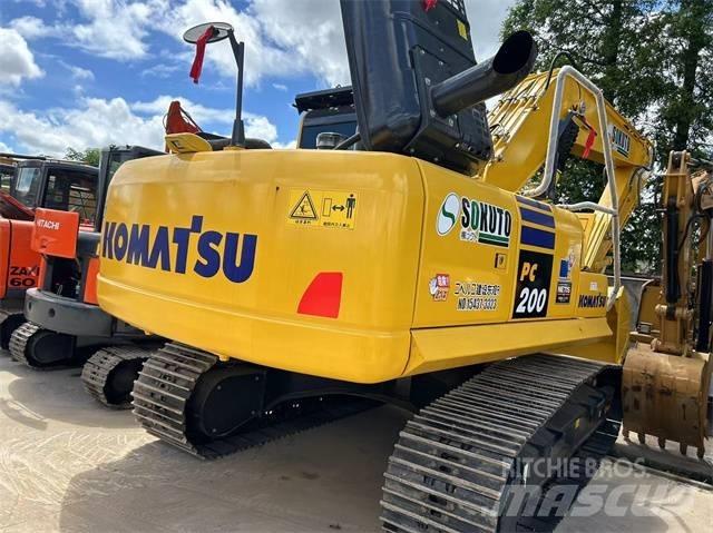 Komatsu PC 200-8 Bagri goseničarji