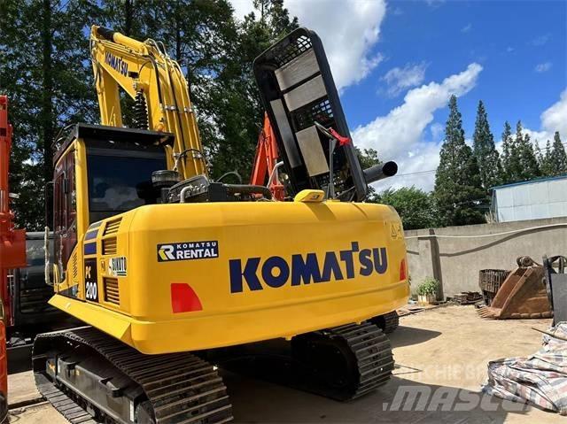 Komatsu PC 200-8 Bagri goseničarji