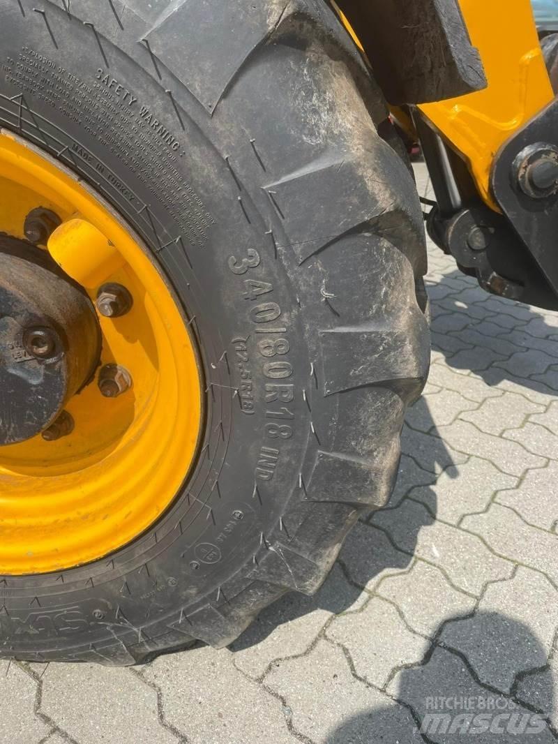 JCB 525.60 Teleskopski viličarji