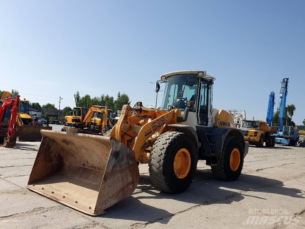 Liebherr L 538 Kolesni nakladalci