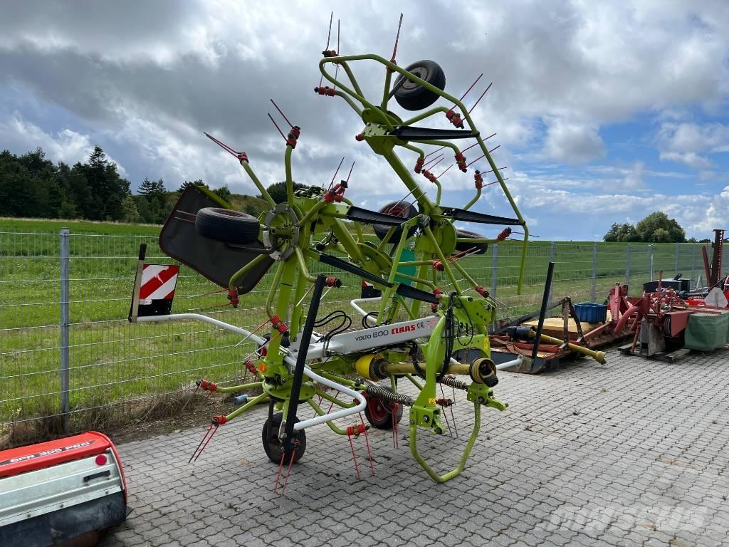 CLAAS Volto 800 Obračalniki in zgrabljalniki
