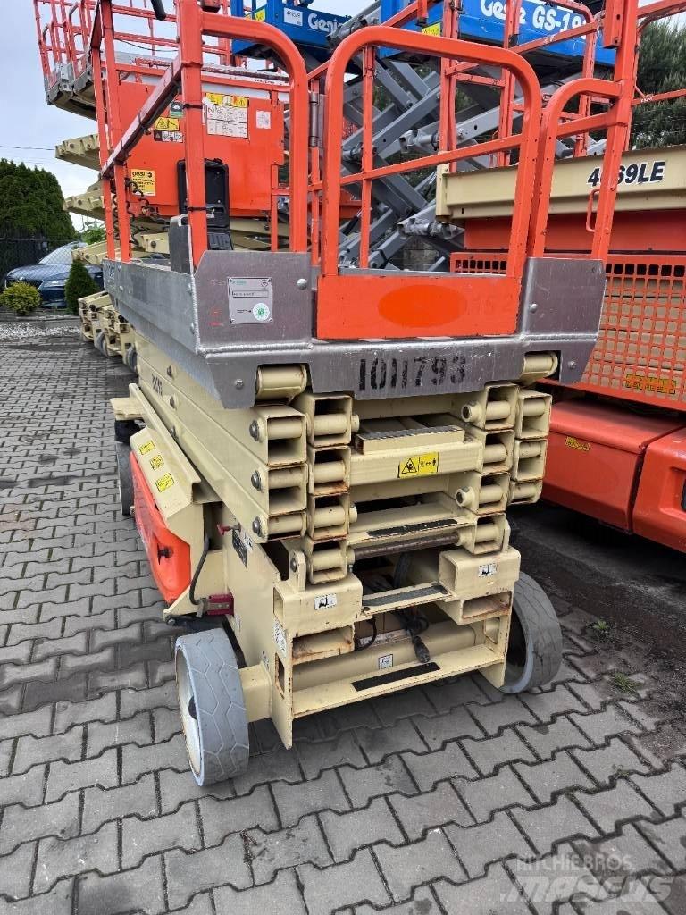 JLG 3246 ES Škarjaste dvižne ploščadi