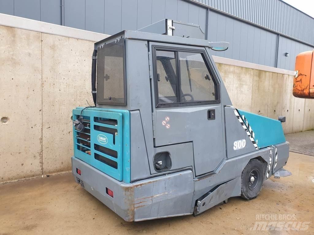Tennant 800 Cestni pometači