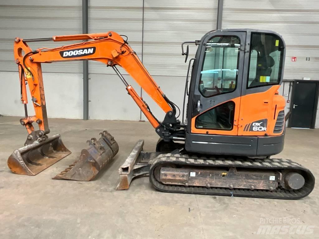 Doosan DX 60 R Mini bagri <7t