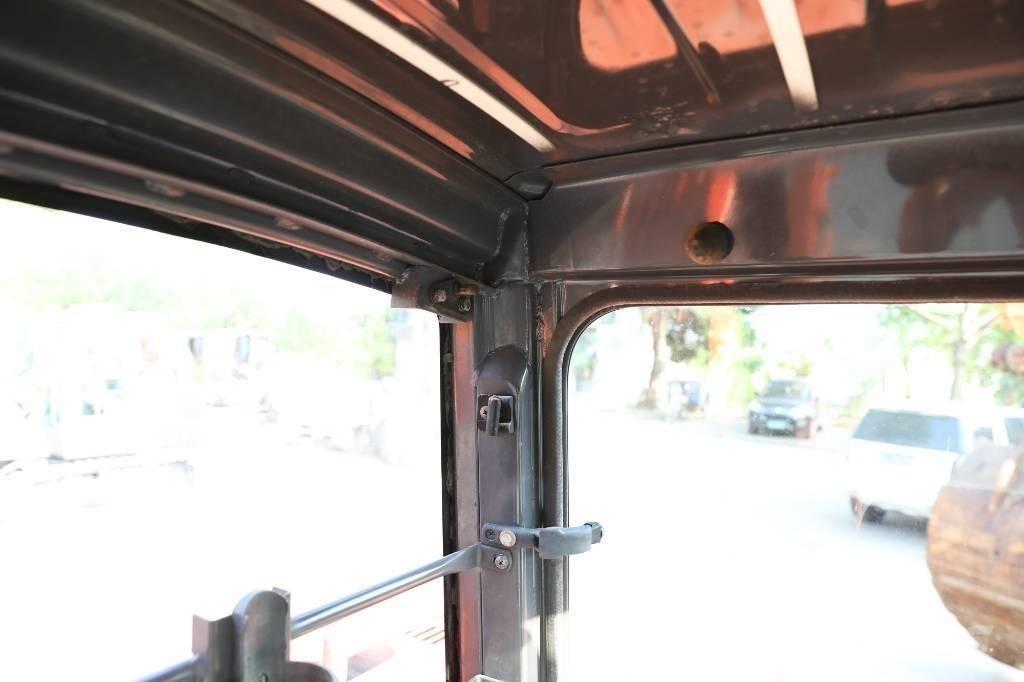 Hitachi ZX 60 Bagri goseničarji