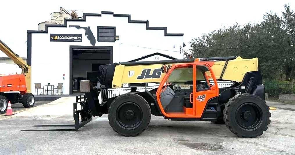 JLG 1255 Teleskopski viličarji
