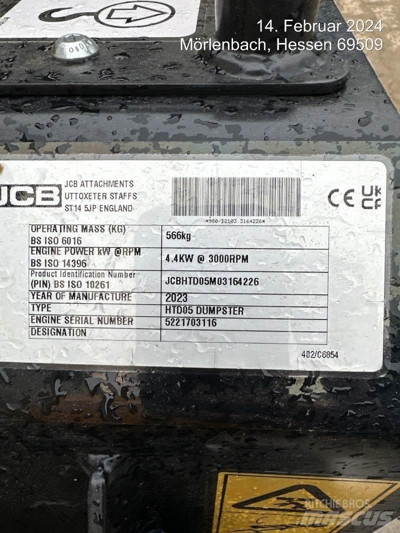 JCB HTD5 mit Tritt Ne cestni demperji