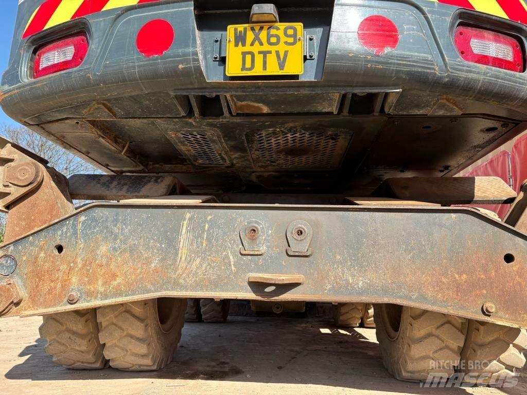 Hyundai HW140 Bagri na kolesih