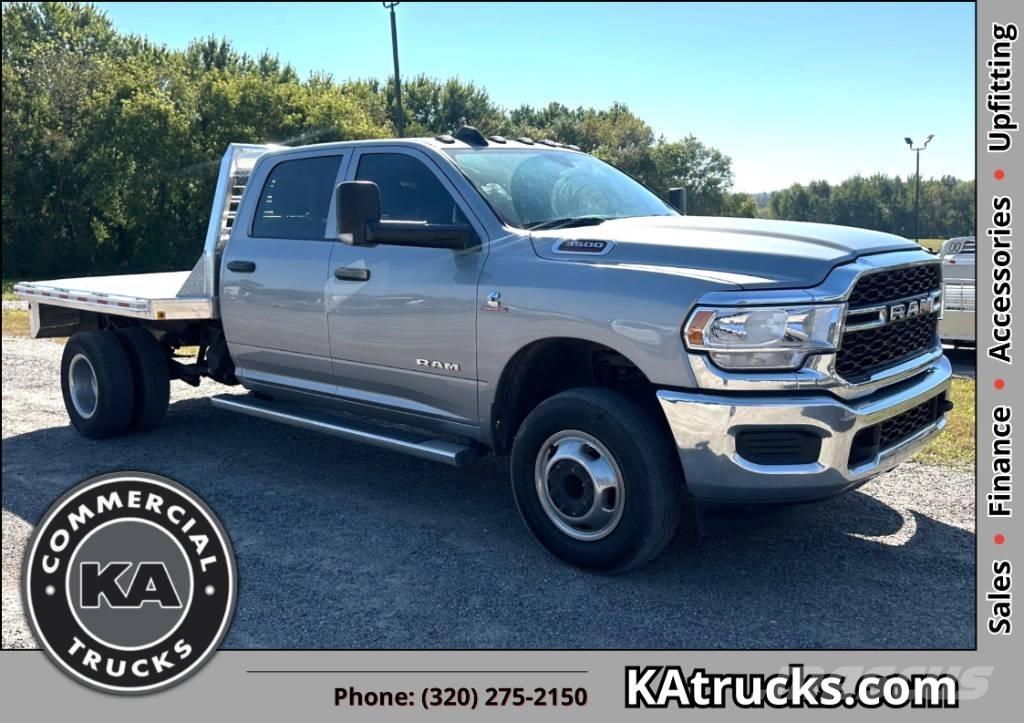 RAM 3500 TRADESMAN Tovornjaki s kesonom/platojem