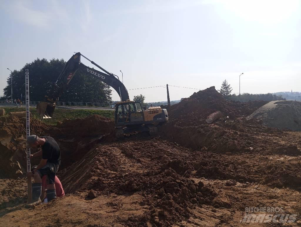 Volvo EC 240 C L Bagri goseničarji