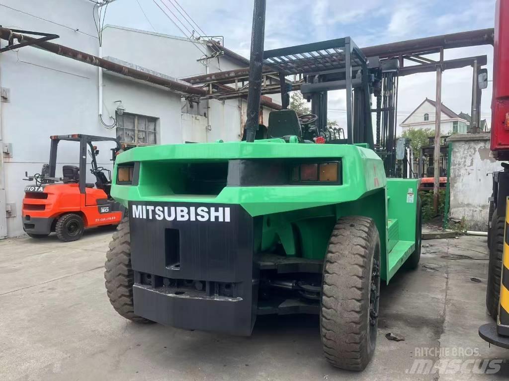 Mitsubishi FD 150 Dizelski viličarji