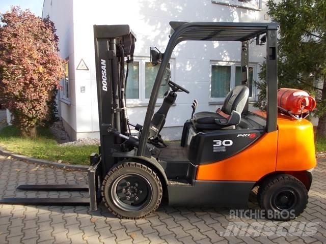 Doosan G 30 E Plinski viličarji