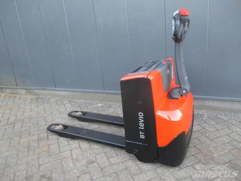 BT LWE 160 Električni nizko dvižni viličar