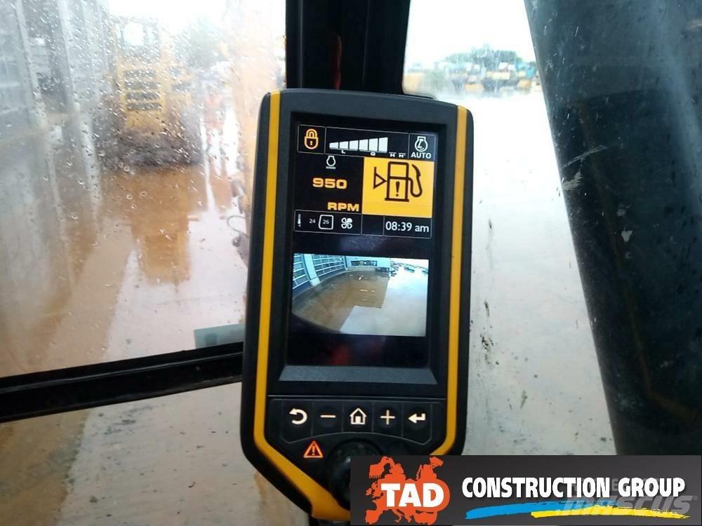 JCB JS 220 LC Bagri goseničarji