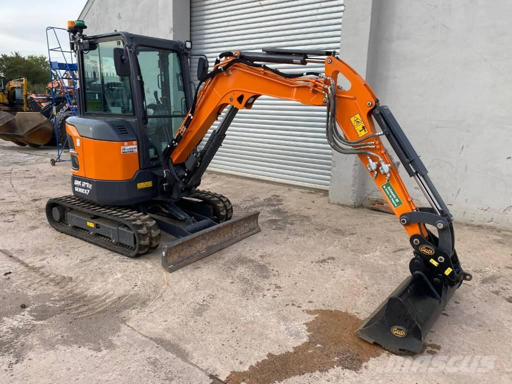 Develon DX 27 Z-7 Mini bagri <7t