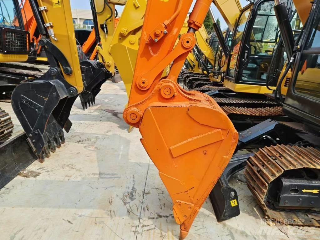 Hitachi ZX 70 Mini bagri <7t