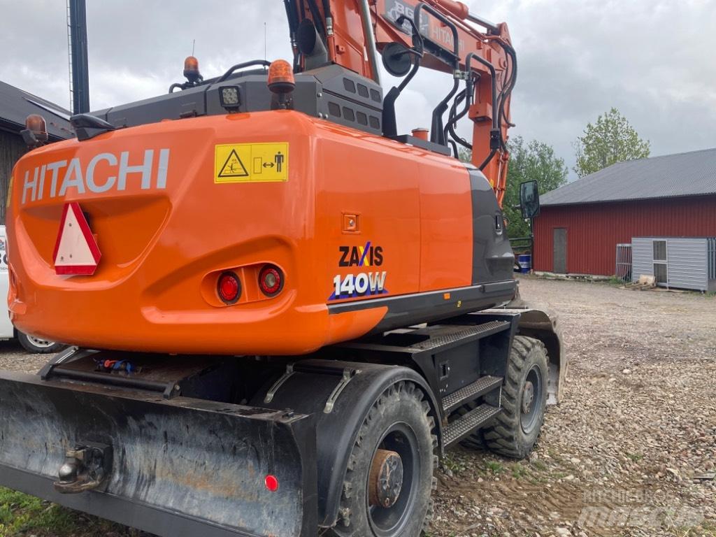 Hitachi 140w Bagri na kolesih