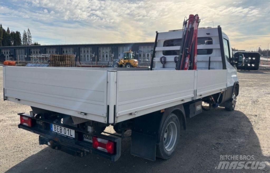 Iveco Iveco Daily Tovornjaki z žerjavom