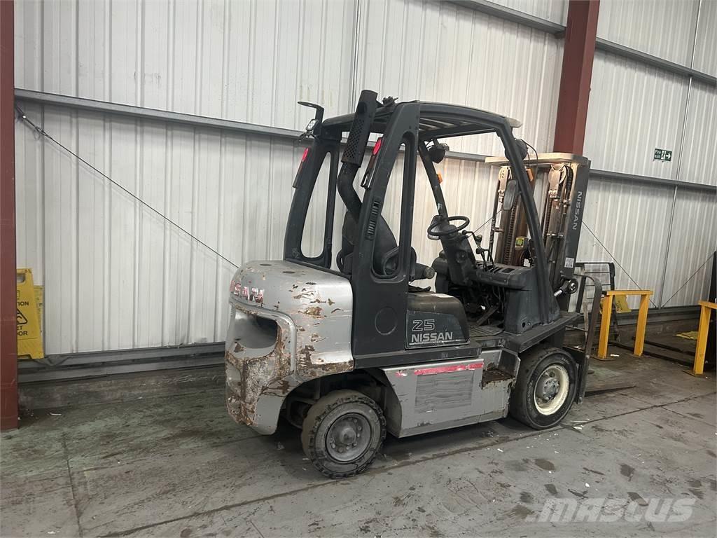 Nissan Y1D2A25Q Dizelski viličarji