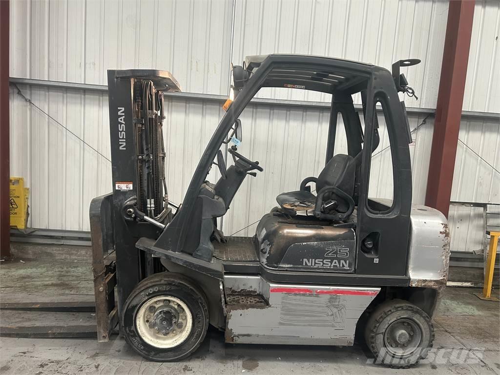 Nissan Y1D2A25Q Dizelski viličarji