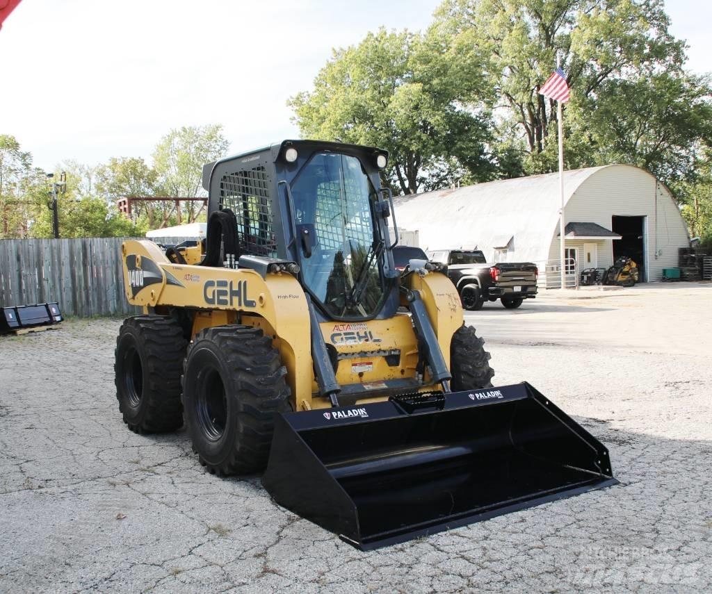 Gehl V 400 Skid steer mini nakladalci