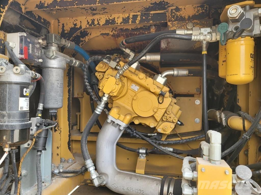 CAT 330FL Bagri goseničarji