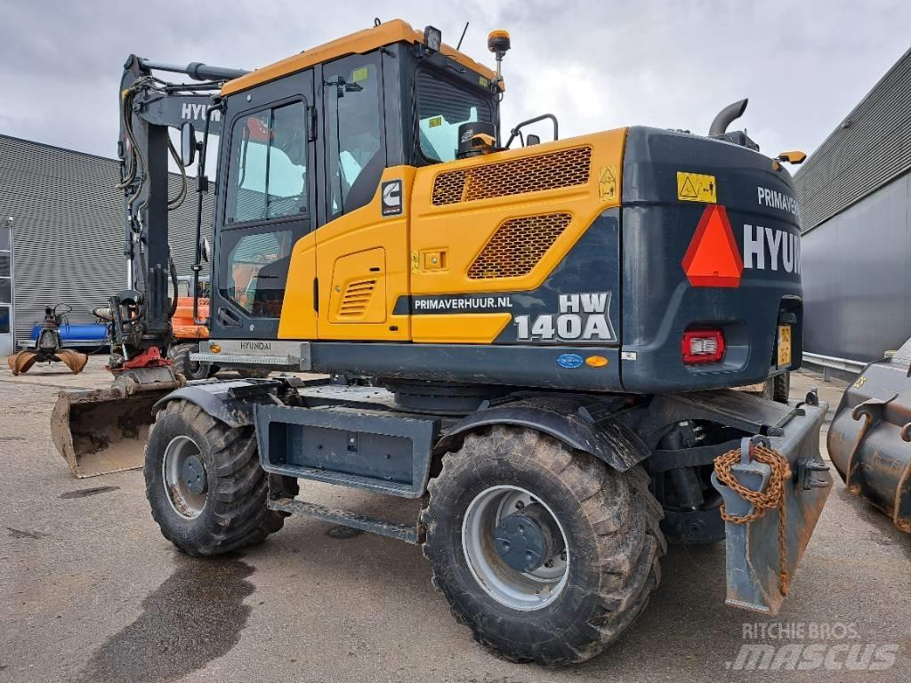 Hyundai HW140A Bagri na kolesih