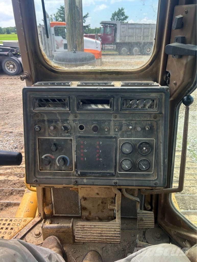 CAT D 5 H XL Buldožerji goseničarji