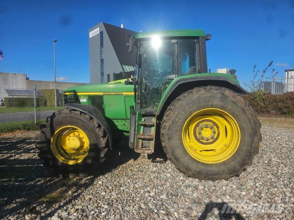 John Deere 6910 Traktorji