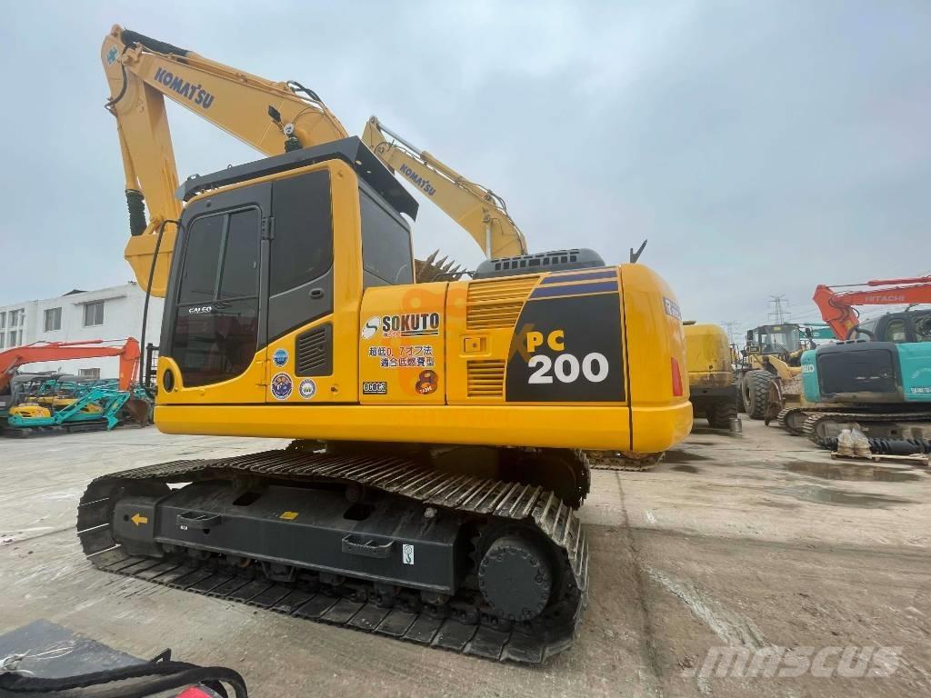 Komatsu PC 200-8 Bagri goseničarji