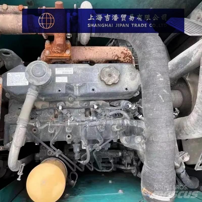Kobelco 130 Bagri goseničarji