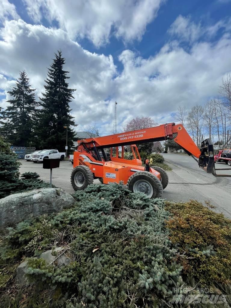 JLG 6042 Terenski viličar