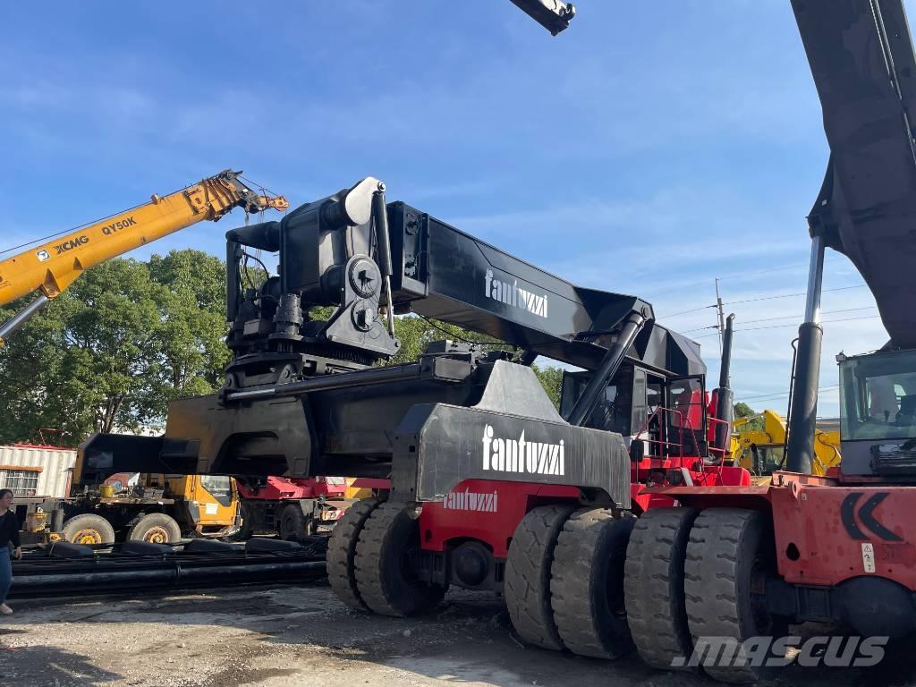 Fantuzzi CS 45 KM Dosežni viličarji