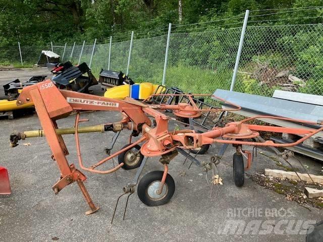 Deutz-Fahr KH400 DN Obračalniki in zgrabljalniki