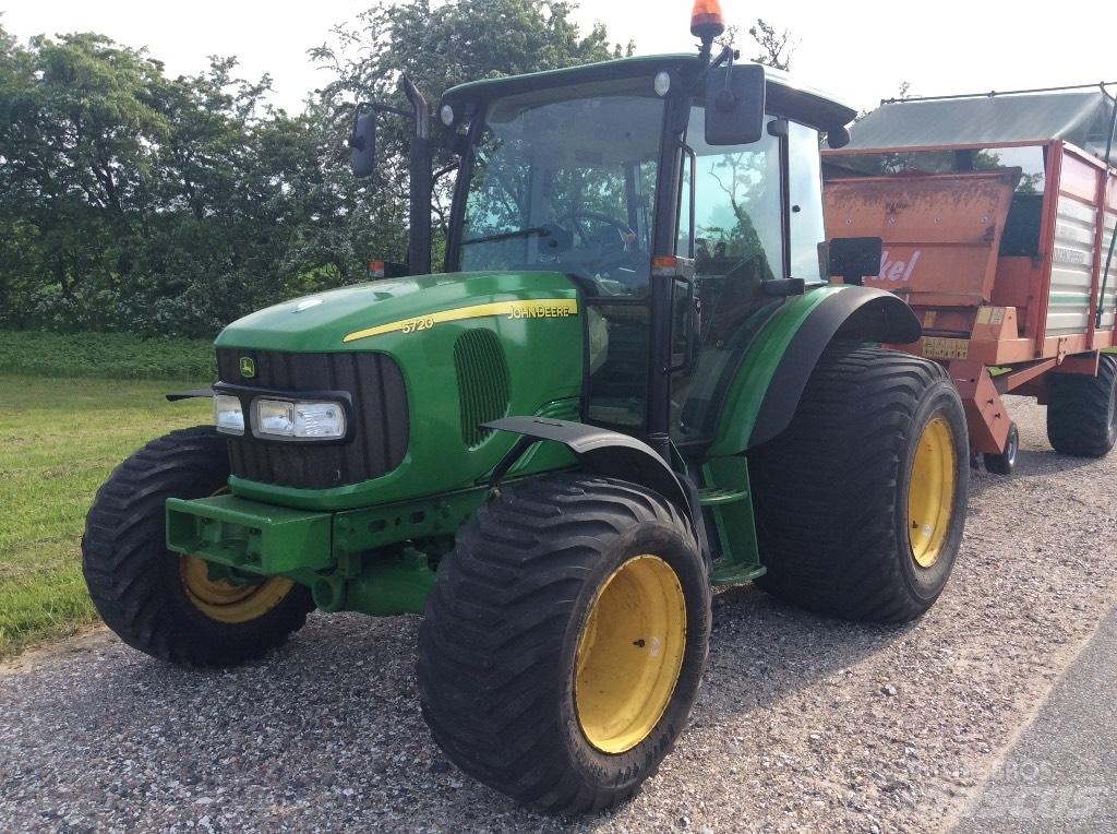 John Deere 5720 Traktorji