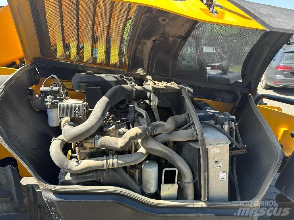 JCB 531-70 Agri Plus Kmetijski teleskopski nakladalci