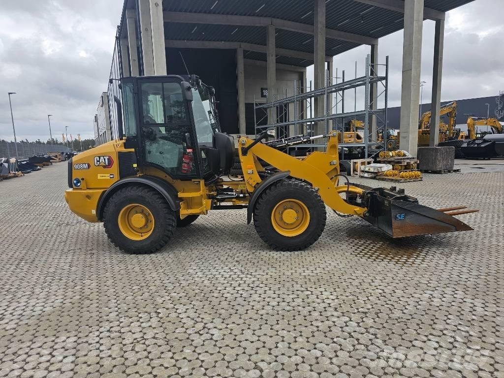 CAT 908 M Kolesni nakladalci